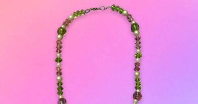 💚 Collar de mariposa verde y rosa con perlas 💚